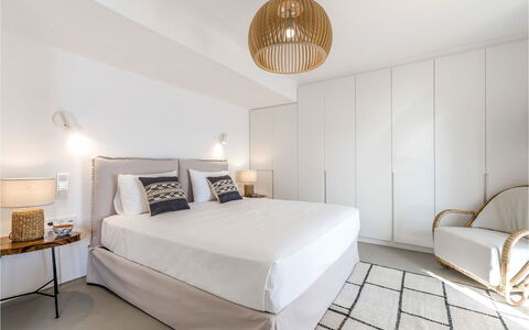 Villa Vesper: Bed, Interior Design, Bedroom, Furniture, Flooring, Floor, Wood, Bedding, Bed Sheet, Linens