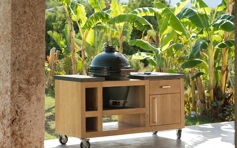 Villa Vineyard: Kitchen Appliance, Kitchen, Home Appliance, Countertop, Food, Stove, Houseplant, Chair, Wood Stain, Outdoor Furniture