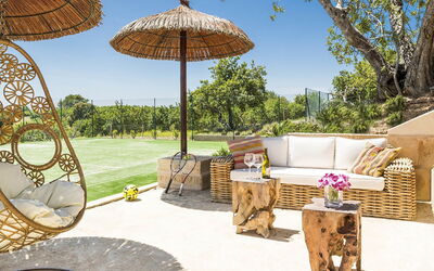 Villa Vineyard