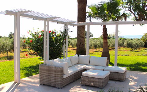 Villa Acapulco: Furniture, Outdoor Furniture, Garden, Shade, Gazebo, Pergola, Outdoor Structure, Pavilion, Column, Patio