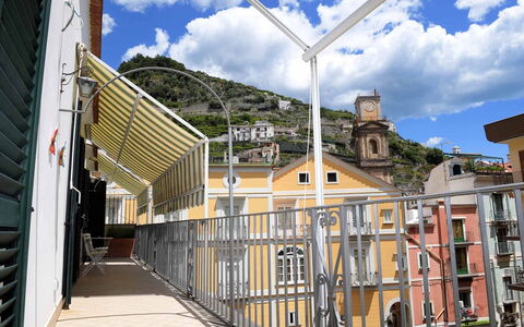 Casa Minori: Composite Material, Urban Design, Balcony, Apartment, Stairs, Handrail, Baluster
