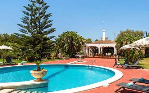 Villa Fountain: Swimming Pool, Resort, Hacienda, Eco Hotel, Estate, Leisure, Villa, Landscaping, Shade
