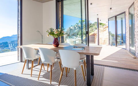 Villa Mirante: Wood, Furniture, Flooring, Floor, Interior Design, Dining Room, Kitchen & Dining Room Table, Chair, Wood Flooring, Hardwood
