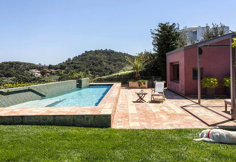 Casa Jhonny: Swimming Pool, Resort, Composite Material, Eco Hotel, Garden, Flagstone, Shade, Landscaping, Estate, Outdoor Furniture