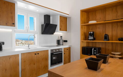 Villa Osiride: Cabinetry, Countertop, Kitchen, Furniture, Cupboard, Kitchen Appliance, Wood Stain, Home Appliance, Plywood, Drawer