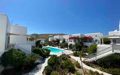 Mykonos Pool House 4