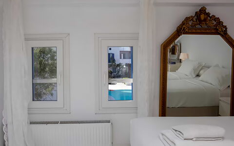 Mykonos Pool House 8: Apartment, Hotel, Bedroom, Balcony, Bedding, Villa