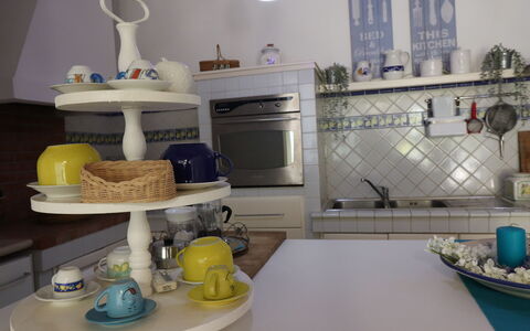 Villa Patrizia Otranto: Deluxe Countryside Retreat: Interior Design, Tableware, Shelving, Furniture, Shelf, Serveware, Room, Porcelain, Kitchen, Dishware