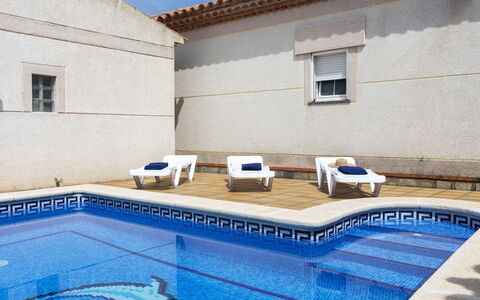 Isabel: Swimming Pool, Drawer, Hotel, Resort, Bed, Lamp, Bedroom, Cabinetry, Villa, Bedding