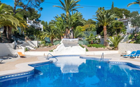 Lisa: Resort, Tropics, Eco Hotel, Vacation, Swimming Pool, Shade, Landscaping, Resort Town, Hotel