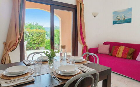 Vacanze Nespolo: Furniture, Kitchen & Dining Room Table, Chair, Dining Room, Houseplant