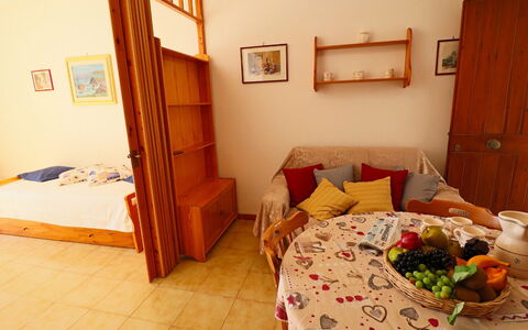 Cecilia: Furniture, Bedroom, Interior Design, Wood, Bed, Room, Flooring, Bed Sheet, Floor, Textile