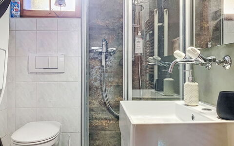 Bon-Accueil: Bathroom, Plumbing Fixture, Interior Design, Flooring, Toilet, Floor, Sink, Tap, Toilet Seat, Bathroom Sink