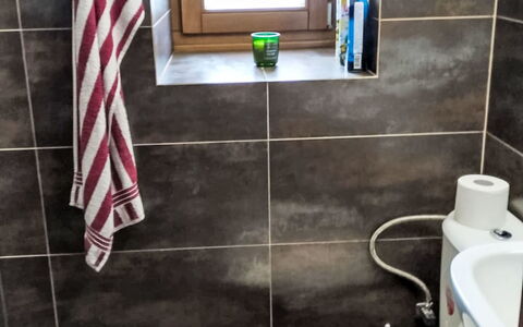 U Kohouta: Flooring, Floor, Bathroom, Plumbing Fixture, Tile, Toilet Seat, Room, Toilet, Plumbing