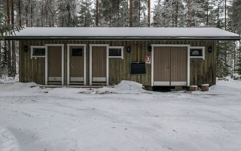 Luhtalemmikki: Bed, Furniture, Bedroom, Interior Design, Bedding, Bed Sheet, Flooring, Wood, Floor, Room