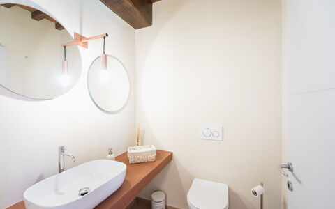 Podere Galieni: Flooring, Wall, Bathroom, Plumbing Fixture, Floor, Wood, Interior Design, Plumbing, Ceiling, Lighting