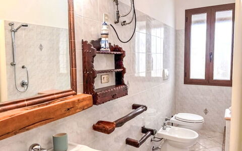 Silos: Plumbing Fixture, Interior Design, Flooring, Tap, Floor, Plumbing, Sink, Bathroom, Bathroom Sink, Room