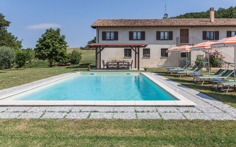 Villa Felice, Private Pool and Hills: House, Residential Area, Swimming Pool, Home, Estate, Resort, Hacienda, Villa, Farmhouse, Cottage