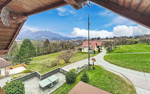 Appartement Juritsch: House, Architecture, Home, Roof, Landscape, Cottage, Rural Area, Cloud, Human Settlement, Slope