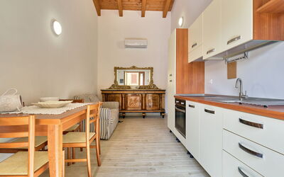 Accommodation:&nbsp;La Casa del Vino 151.2