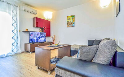 Accommodation:&nbsp;Antonia 150.1