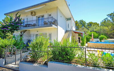Accommodation:&nbsp;Antonia 150.1