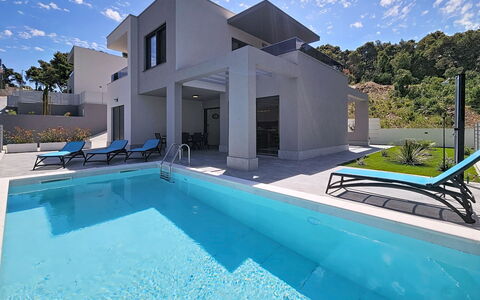 Aloa Iv: Blue, Swimming Pool, Resort, Villa, Hotel, Eco Hotel, Penthouse Apartment