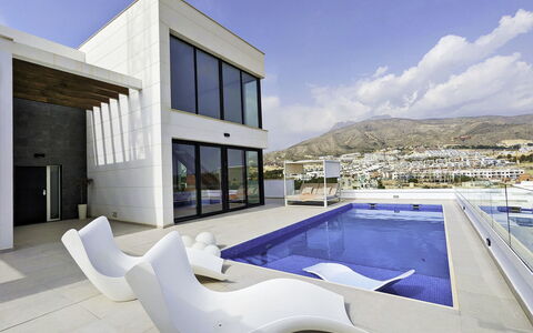 Residencial Panoramic: Swimming Pool, Resort, Apartment, Shade, Villa, Balcony, Hotel, Design, Chair, Houseplant