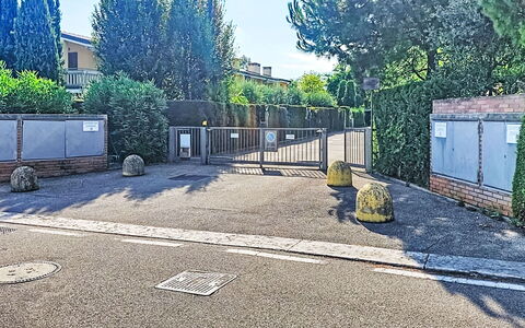 I Vigneti del Garda: Apartment, Resort, Balcony, Hotel, Swimming Pool, Resort Town, Beach