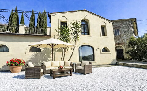 Villa Casale Belvedere: Apartment, Resort, Balcony, Hotel, Swimming Pool, Resort Town, Beach