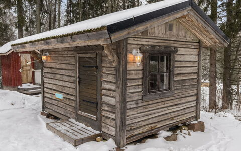 Villa Kökköharju: Wood, Flooring, Floor, Furniture, Wood Flooring, Interior Design, Bunk Bed, Room, Wood Stain, Hardwood
