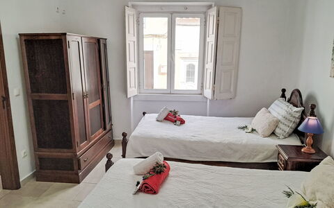 Albuquerque: Furniture, Bedroom, Wood, Floor, Bed, Flooring, Interior Design, Room, Bed Sheet, Bedding