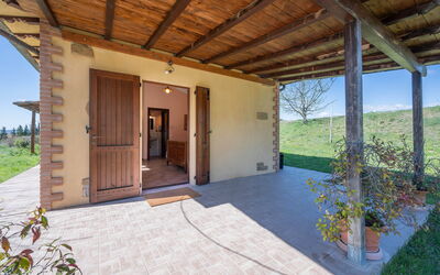 Accommodation:&nbsp;Il Giuncheto Chalet Piscina