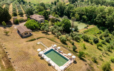 Il Giuncheto Apartments, Pool, Umbrian Countryside: Landscape, Estate, Land Lot, Swimming Pool, Rural Area, Plain, Cottage, Plantation, Bird'S-Eye View, Farmhouse