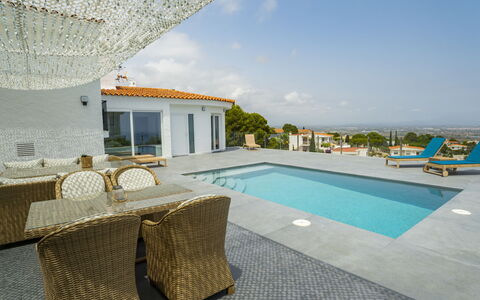Calam de Luna: Swimming Pool, Resort, Estate, Eco Hotel, Hacienda, Villa, Hotel, Resort Town, Seaside Resort, Mansion