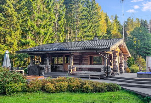 Kivikoski: Swimming Pool, Resort, Estate, Eco Hotel, Hacienda, Villa, Hotel, Resort Town, Seaside Resort, Mansion