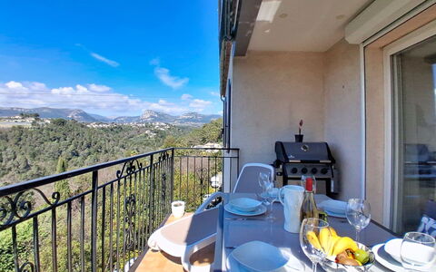 Domaine de L'Etoile: Swimming Pool, Resort, Estate, Eco Hotel, Hacienda, Villa, Hotel, Resort Town, Seaside Resort, Mansion