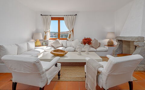 Residenza Rudalza: Furniture, Interior Design, Flooring, Table, Floor, Couch, Home, Living Room, Chair, Room