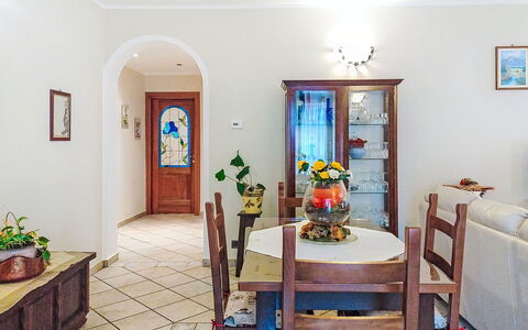 Dimora Lali: Furniture, Interior Design, Flooring, Floor, Ceiling, Table, Room, Lighting, Kitchen & Dining Room Table, Dining Room
