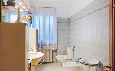 Dimora Lali: Flooring, Plumbing Fixture, Interior Design, Floor, Sink, Bathroom, Lighting, Plumbing, Toilet, Tap