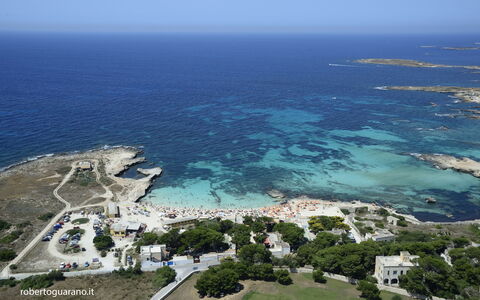 Villa Carovi: Coast, Coastal And Oceanic Landforms, Beach, Sea, Shore, Ocean, Bay, Tropics, Leisure