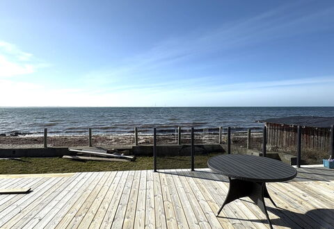 Eleni - 3M from the Sea: Sea, Resort, Swimming Pool, Hotel, Balcony, Seaside Resort, Resort Town, Villa, Beach, Handrail