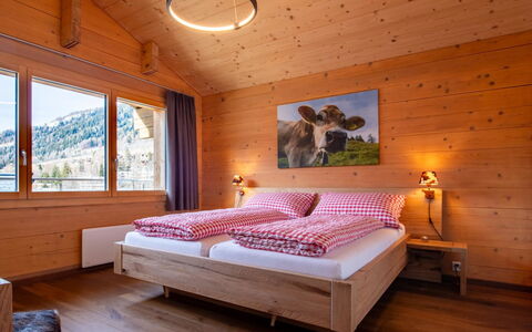 Pearl 1. Og Süd-West: Mountain Range, Valley, Alps, Ridge, Summit, Headquarters