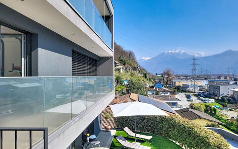 Appartamento al Sole: Mountain Range, Valley, Alps, Ridge, Summit, Headquarters