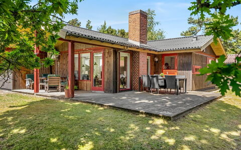 Leonor - 1.8Km from the Sea: Wood, House, Roof, Cottage, Home, Shrub, Door, Land Lot, Farmhouse, Garden