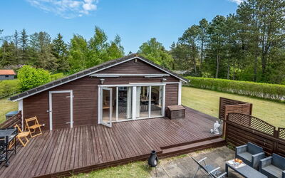 Vilhelm - 7.5Km from the Sea