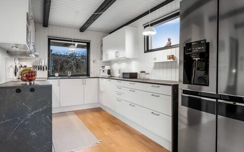 Gertina - 100M from the Sea: Kitchen, Kitchen Appliance, Countertop, Major Appliance, Wood, Cabinetry, Home Appliance, Flooring, Interior Design, Kitchen Stove