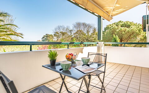 Argi Betean: Residential Area, Home, House, Door, Apartment, Suburb, Balcony, Courtyard, Yard, Driveway