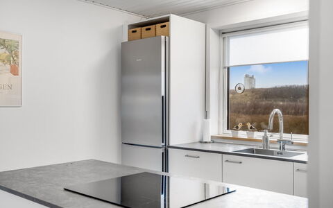 Heida - 1.5Km from the Sea: Kitchen Appliance, Kitchen, Countertop, Major Appliance, Flooring, Home Appliance, Interior Design, Floor, Kitchen Stove, Cabinetry