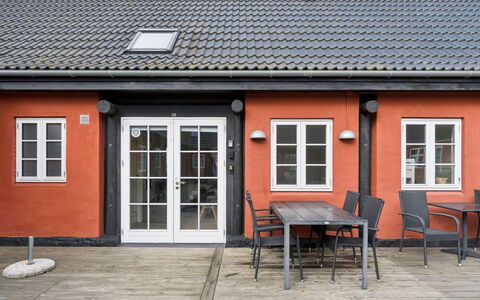 Hinrich - 4.5Km from the Sea: Architecture, Roof, Home, Composite Material, Daylighting, Siding, Driveway